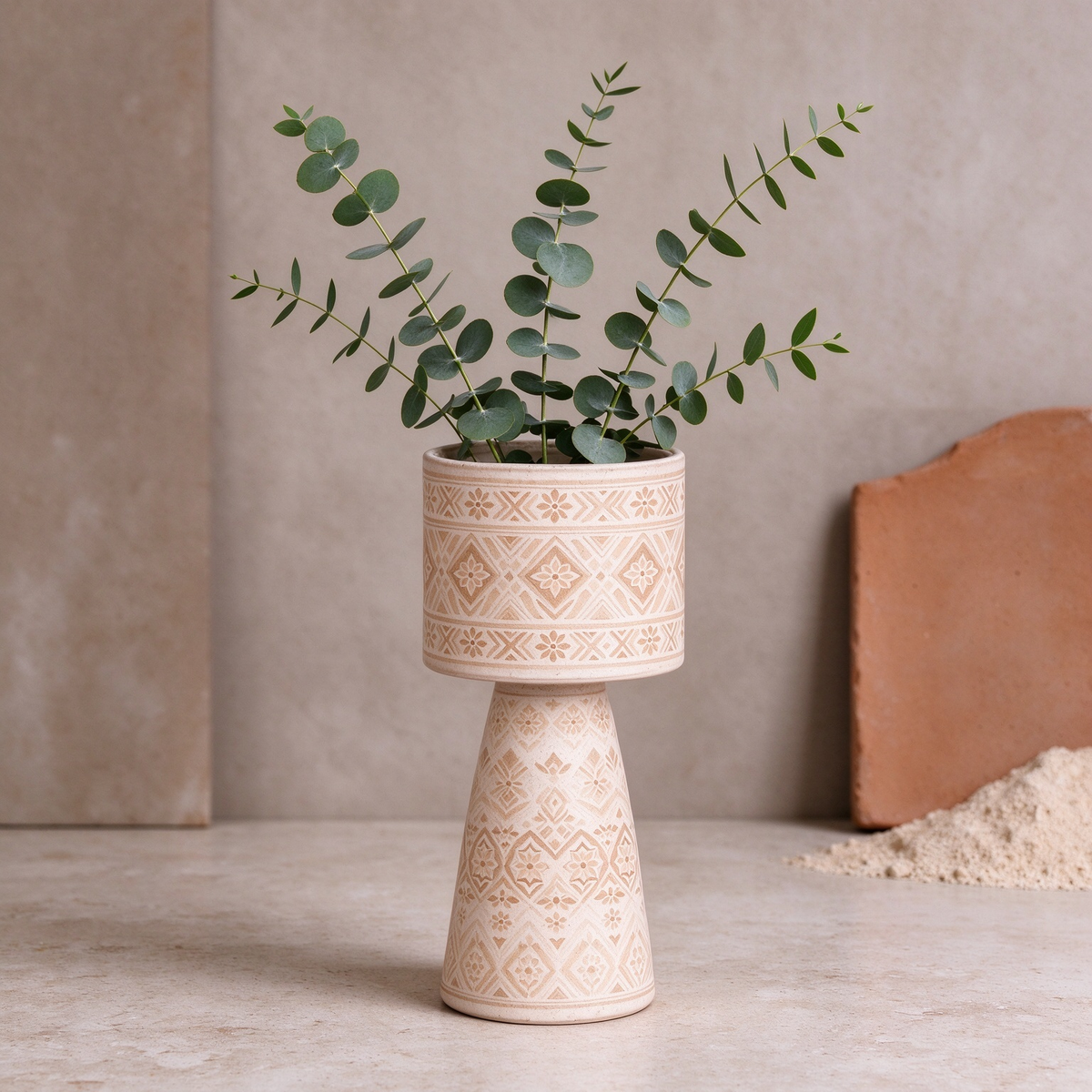Minimalist Tapered Ceramic Plant Stand
