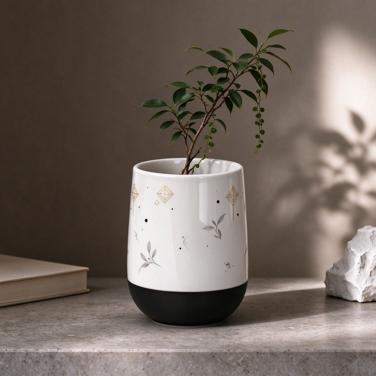 Minimalist Two Tone Deco Vase